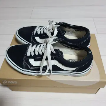 Vans 블랙/화이트 스니커즈