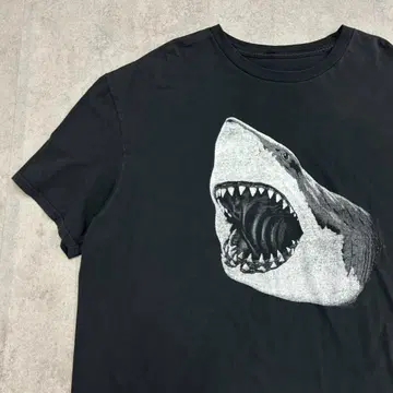 상어 샤크 빅 프린트 반팔 티셔츠 구제 의류 블랙 컬러 2XL