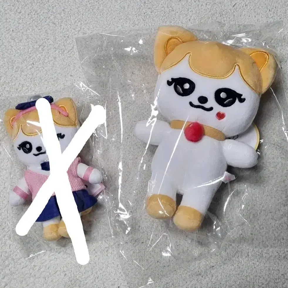 IVE MINIVE リズ ポップアップ スクール PLUSH キーリング IVE - MINIVE School Plush Keyring [WELCOME TO MINIVE SCHOOL