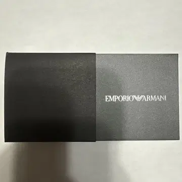 엠포리오 아르마니 귀걸이