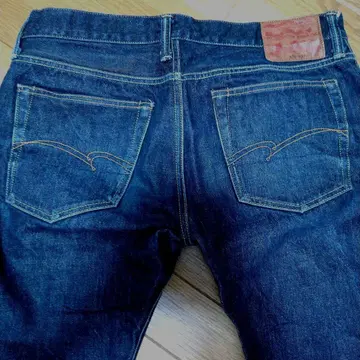 스튜디오 다치산 sd107 33인치