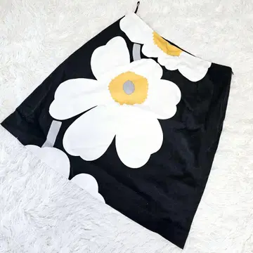 마리메꼬 Marimekko 꽃무늬 플레어 스커트 블랙/화이트/오렌지 36