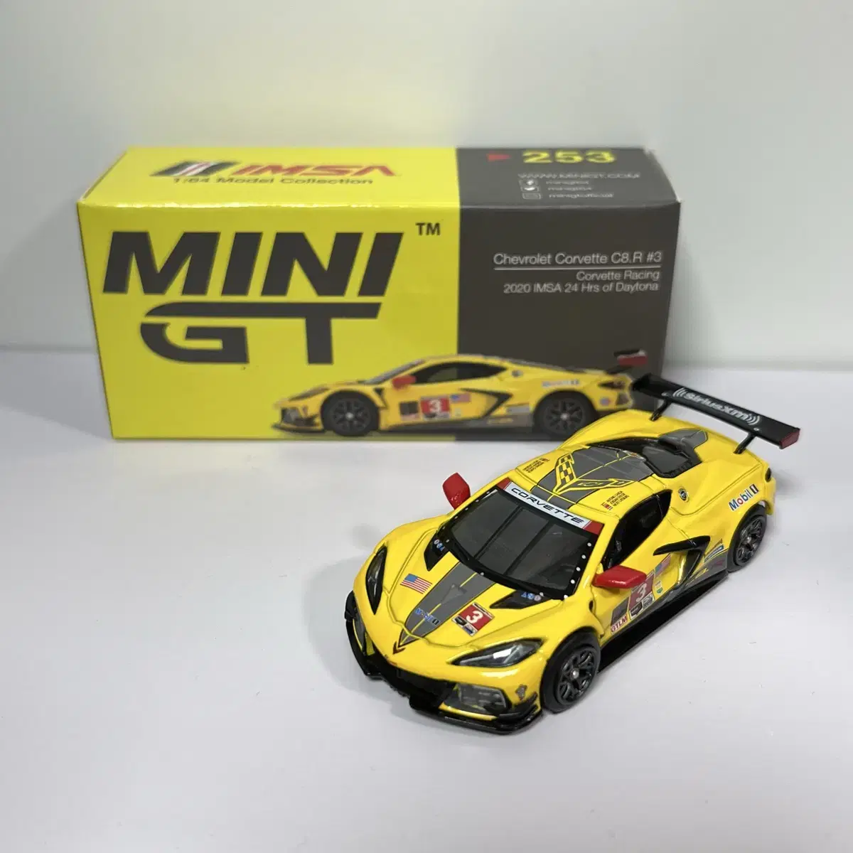 MINI GT 253 Chevrolet Corvette Daytona 24h