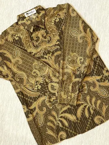 Batik Keris 바틱 셔츠 브라운 [할인 가능 상품]