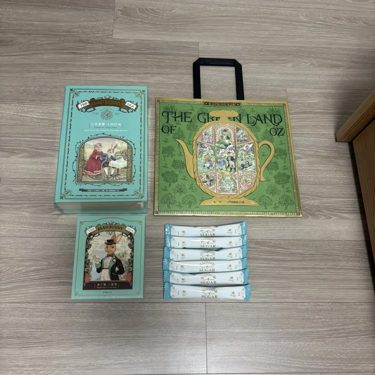 Shanghai Blanbunny 14 Tea Bag Set (Free 3 Tea Bags + 6 Free Suga Sticks)