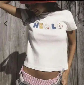 Sanrio x ALEXIA STAM HELLO Tee 알리시아 스탐