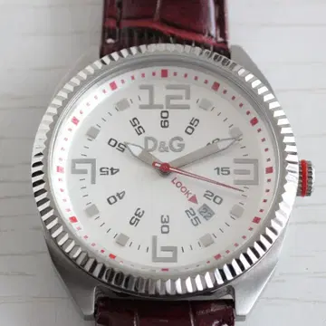 가동 제품 D&G 돌체앤가바나 손목시계
