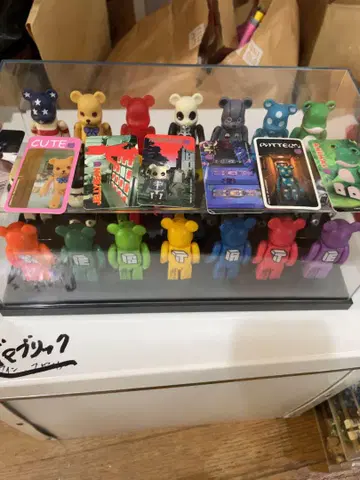 베어브릭 100% 시리즈 1