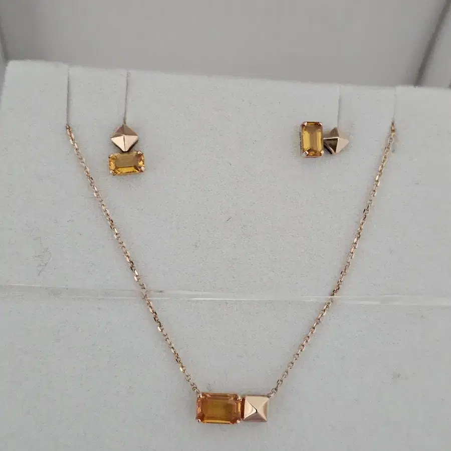 [Golden dew] 18K Gold☆Sweet Bong Bong Earrings GOLDEN DEW | 골든듀 Golden Dew Sweet Bong Bong 18K Rose Gold