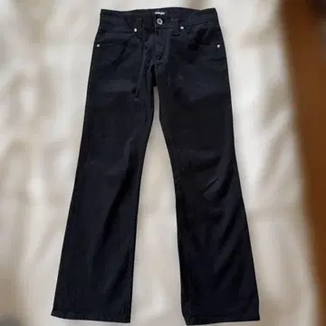 Wrangler 블랙 부츠 컷 데님
