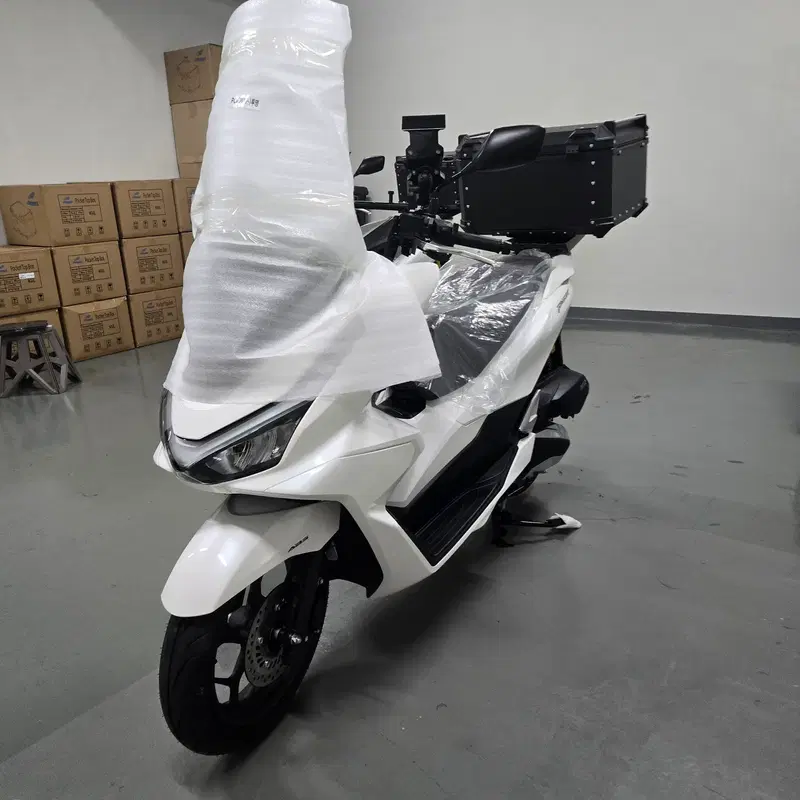 신형 PCX 125 배달 오토바이