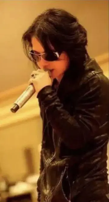 hyde 도착 LGB 그랑 블루 BONO 보노