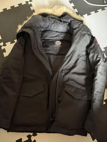 캐나다구스 다운 자켓 S 블랙