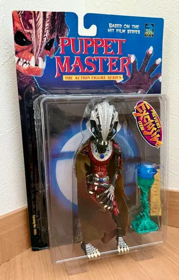 Puppet Master 토템 망토 포함 블랙 레드 버전 피규어 미개봉