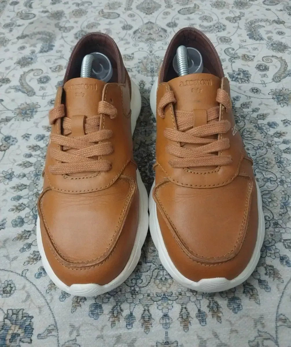 A.testoni Signature Classic Shoes