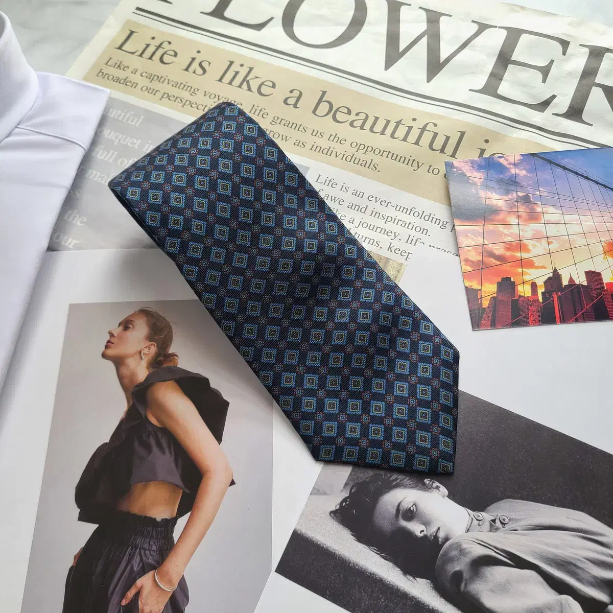 Harvard Cooperative Silk Dia Pattern Necktie 9cm Grade S E429