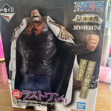 원피스 사카즈키 MASTERLISE 피규어