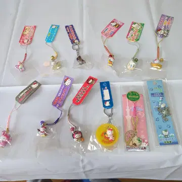 R 홋카이도, 동일본 12개 헬로키티 스트랩 묶음 판매