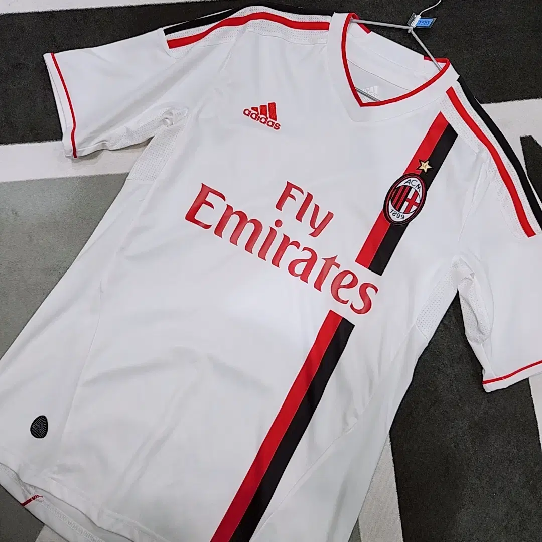 Adidas ACM Uniform 95