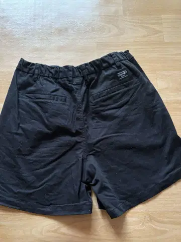 FOURTHIRTY 블랙 숏 팬츠