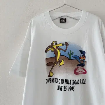 90's LOONEY TUNES 마라톤 티셔츠 XL 빈티지 구제 의류