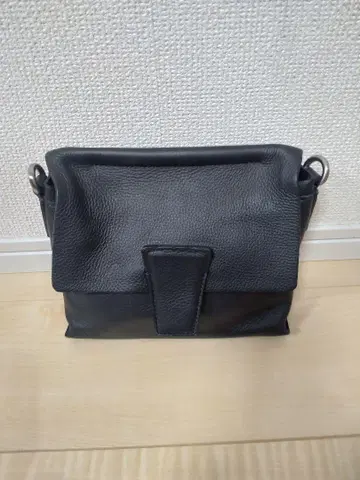 지아니키아리니 레트라 S