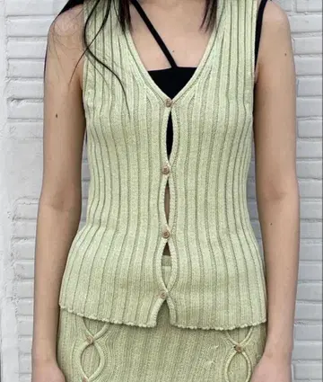 가격 인하 중<BASERANGE>LOULOU VEST/베스트