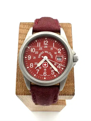 SWISS MILITARY 쿼츠 손목시계 A4084