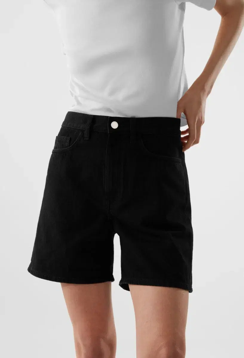 Cos Relaxed Fit Denim Shorts 26