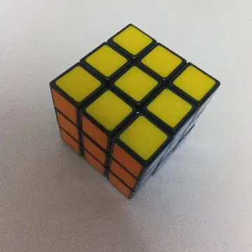컬러풀한 큐브 퍼즐