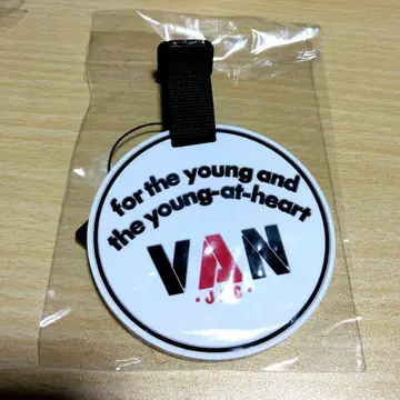 VAN JAC 네임택