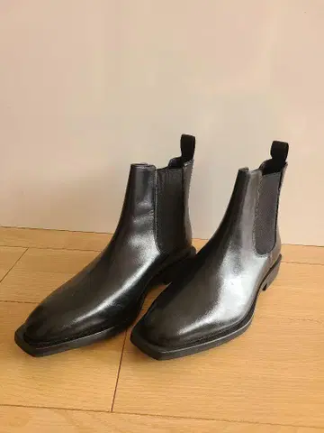 자라 사이드 고어 부츠