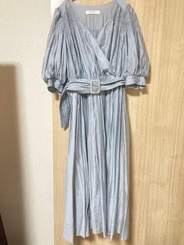 하립투 볼륨 슬리브 원피스 블루