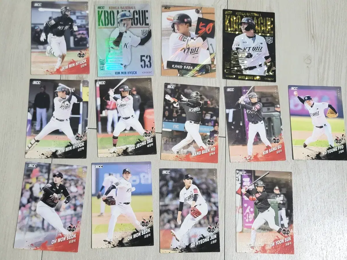 2025 KBO 카드 KT위즈 김민혁,강백호,장성우 등판매합니다!