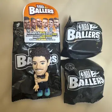 ZURU 5 서프라이즈 NBA BALLERS 라멜로 공 레어 피규어