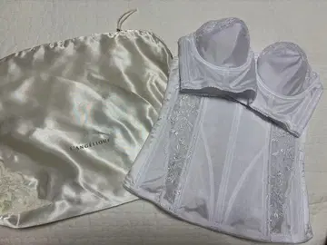 와타베 웨딩 브라이덜 이너