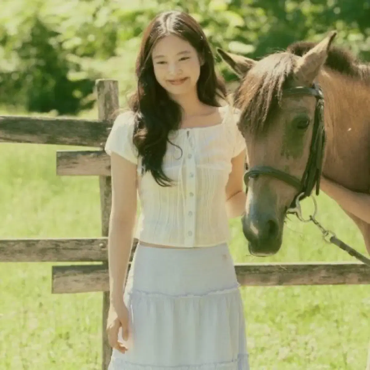ROLAROLA | 로라로라 Rolarola New jennie jang wonyoung Baek