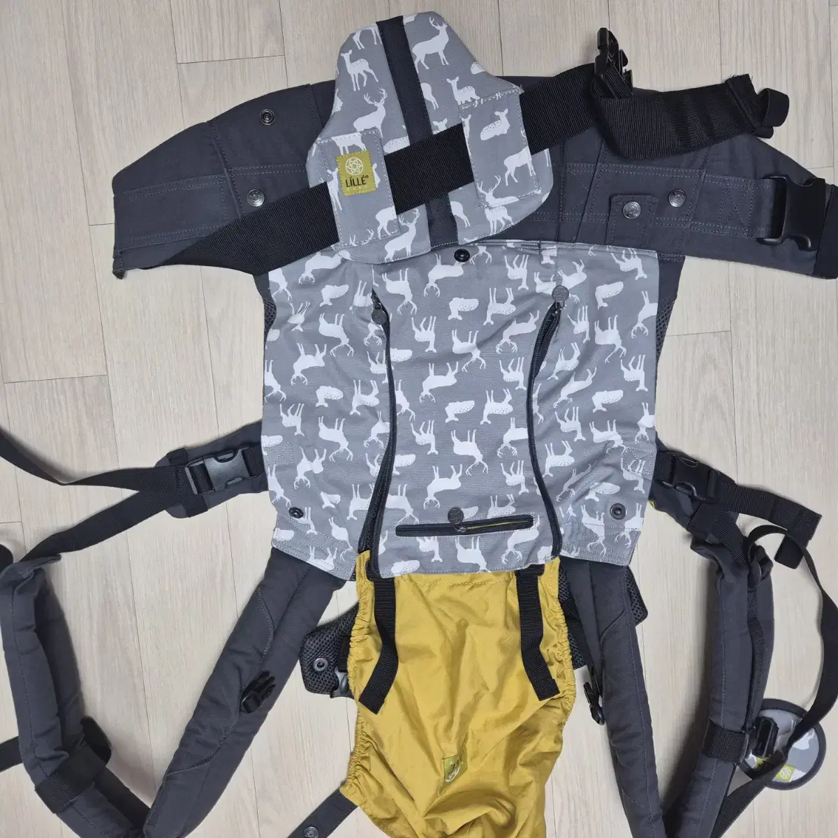 Lillebaby Baby Carrier (New)