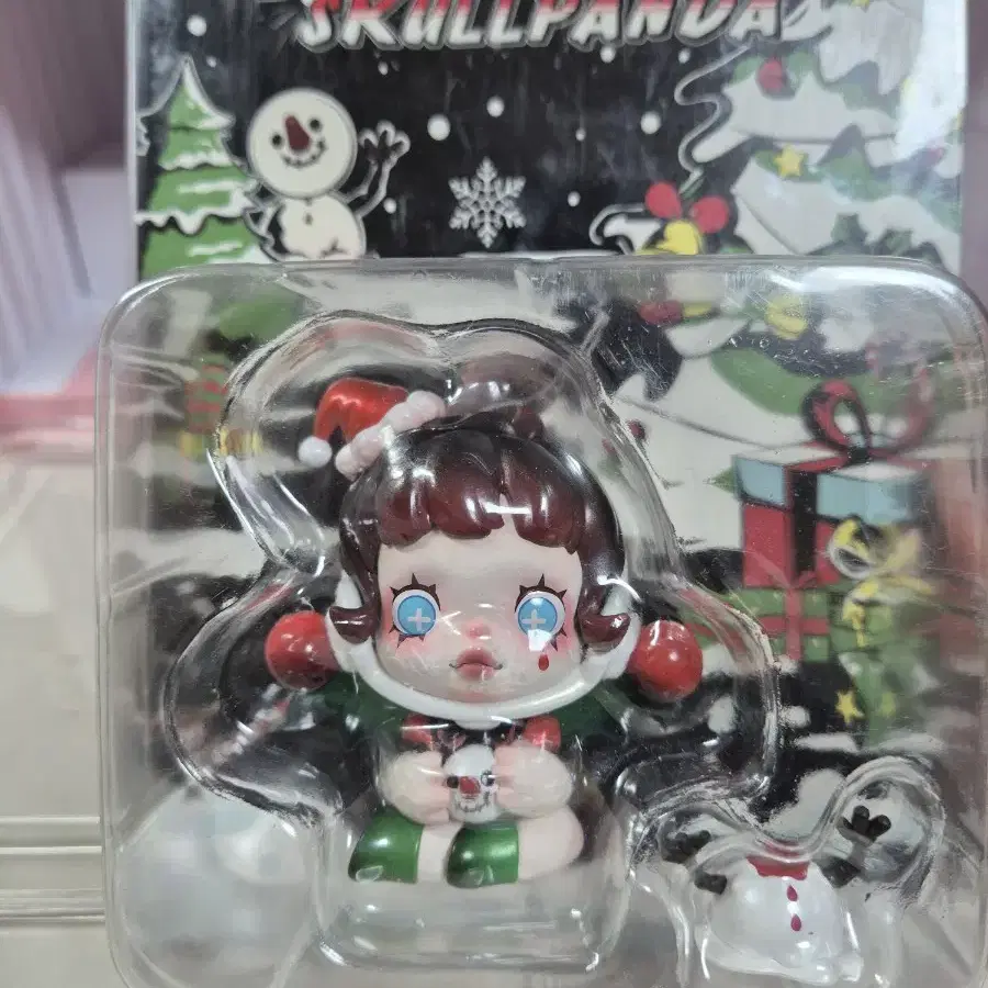 POPMART SKULLPANDA FUNKY WINTER クリスマス限定 Skullpanda FUNKY WINTER Limited edition – TOYSEZ