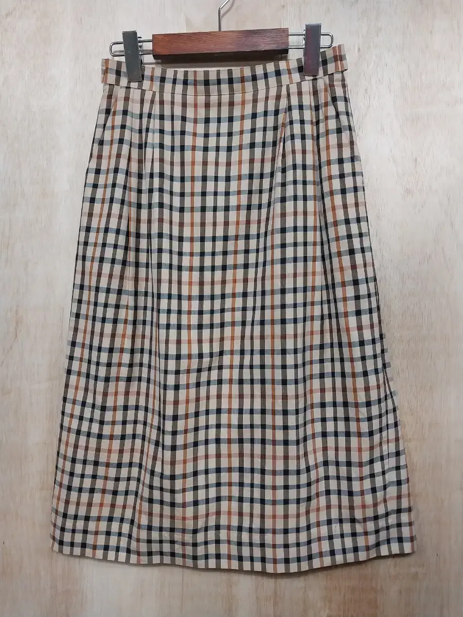 Daks Vintage Skirt