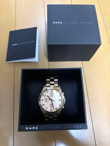 마크제이콥스 MARC BY MARC JACOBS 핑크 골드 손목시계