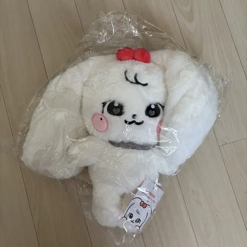 IVE | 아이브 Ive pop up minive 30cm doll on Bunjang Global Site.