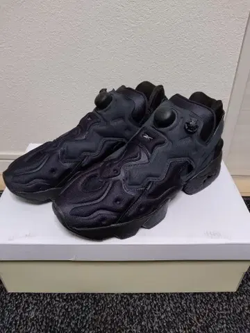 새상품 리복 인스타 펌프 슬라이버 INSTAPUMP SLIVER