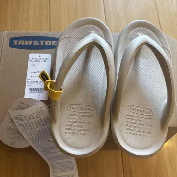 새상품 TAW&TOE 플립플롭 비치 샌들 샌드 베이지