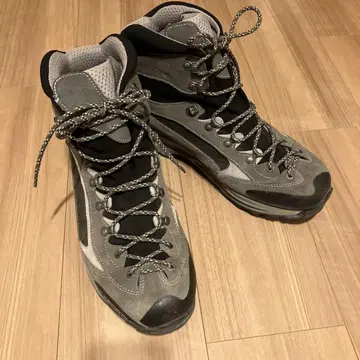 La Sportiva 델타 등산화 그레이 고어텍스 44 2회 사용