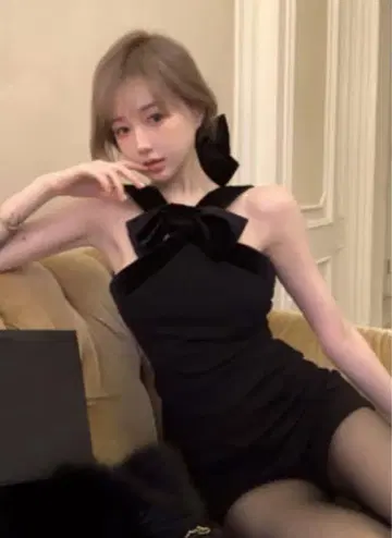 새상품 택 포함 벨로아 리본 포함 블랙 미니 원피스