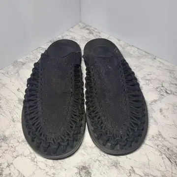 KEEN 유니크 2 샌들 블랙 26cm 킨