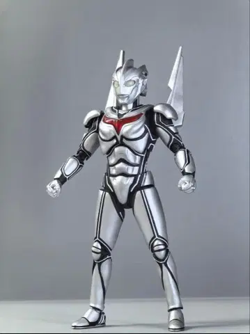 개조품 S.H.Figuarts 울트라맨 노아 발광.ver