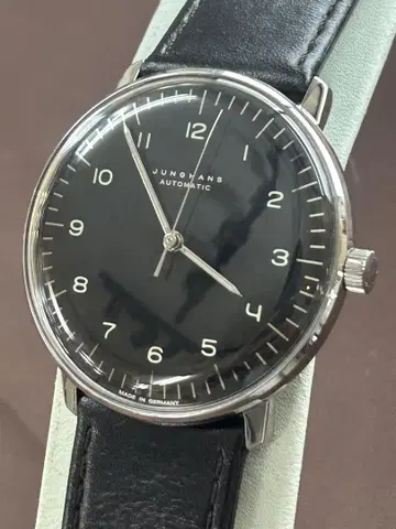 Junghans 맥스빌 오토매틱 손목시계 블랙