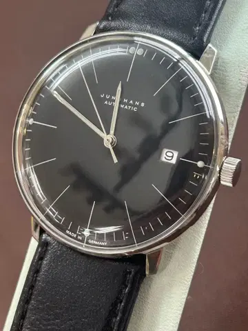 JUNGHANS 맥스빌 오토매틱 손목시계 블랙
